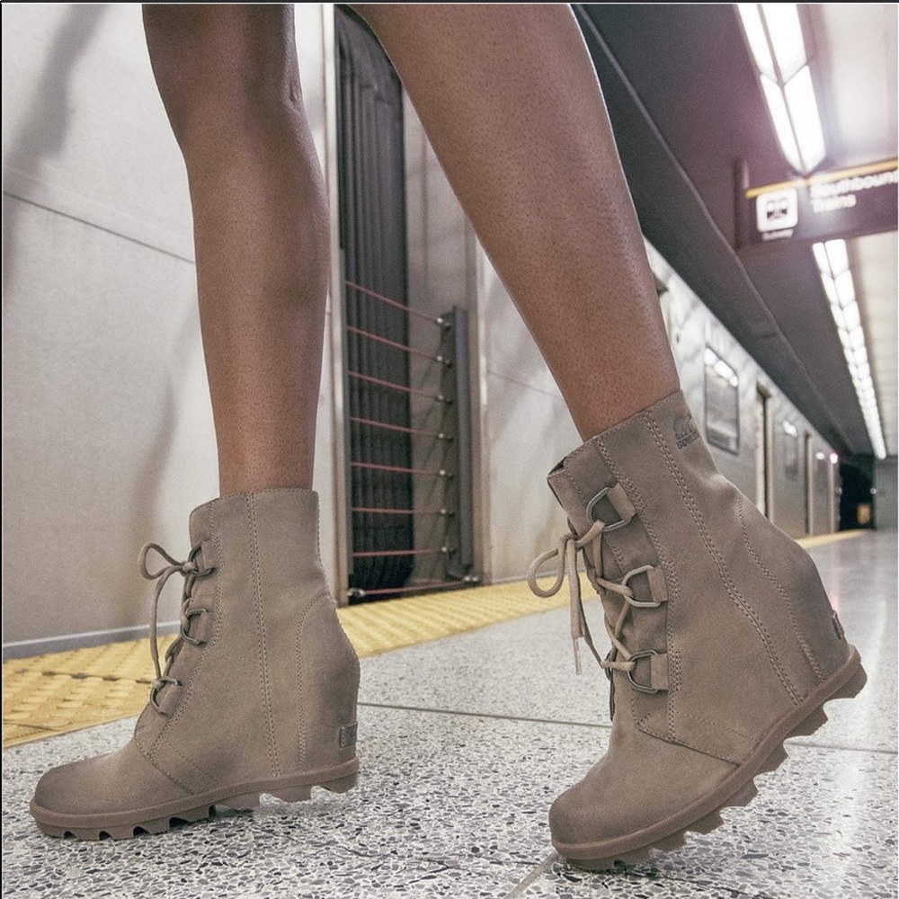 Sorel Joan of Arctic Wedge II - size 7.5